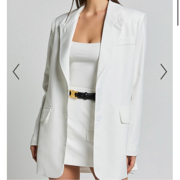 Showpo NWT Haidy Single Breasted Boyfriend Blazer in White 🤍🤩 - Picture 3 of 14